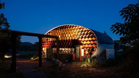 65c450c8a17f5b387141e245corrugatedhouse087-p-1600-1-1-1747940989684.webp